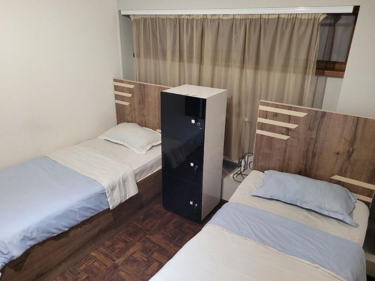 Hotel In Center Of Yerevan Bagian luar foto