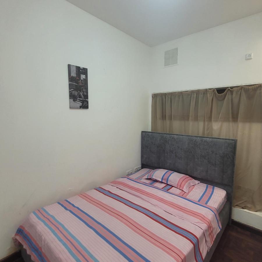 Hotel In Center Of Yerevan Bagian luar foto